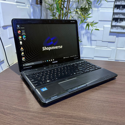 Toshiba Satellite P750 - Intel Core i7 - 500GB HDD - 6GB RAM - 1GB Nvidia Graphics