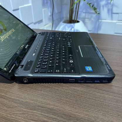 Toshiba Satellite P750 - Intel Core i7 - 500GB HDD - 6GB RAM - 1GB Nvidia Graphics