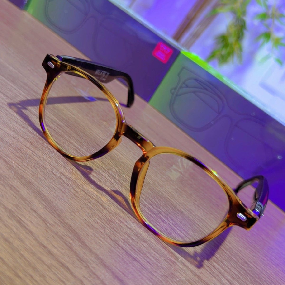 UF - 03 Smart Glasses